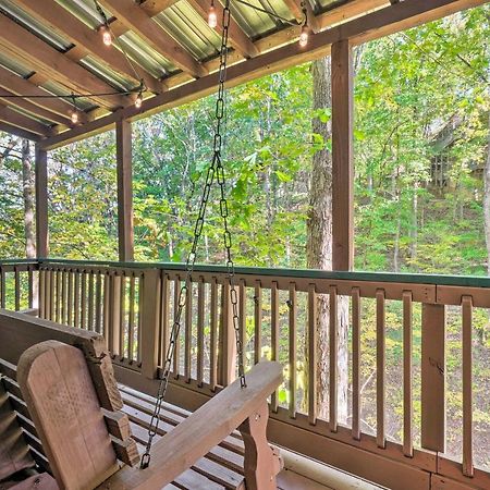 Picturesque Pigeon Forge Cabin With Mountain Views Exterior photo